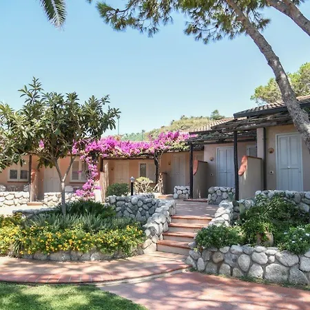 Resort Baia Del Sole 4*